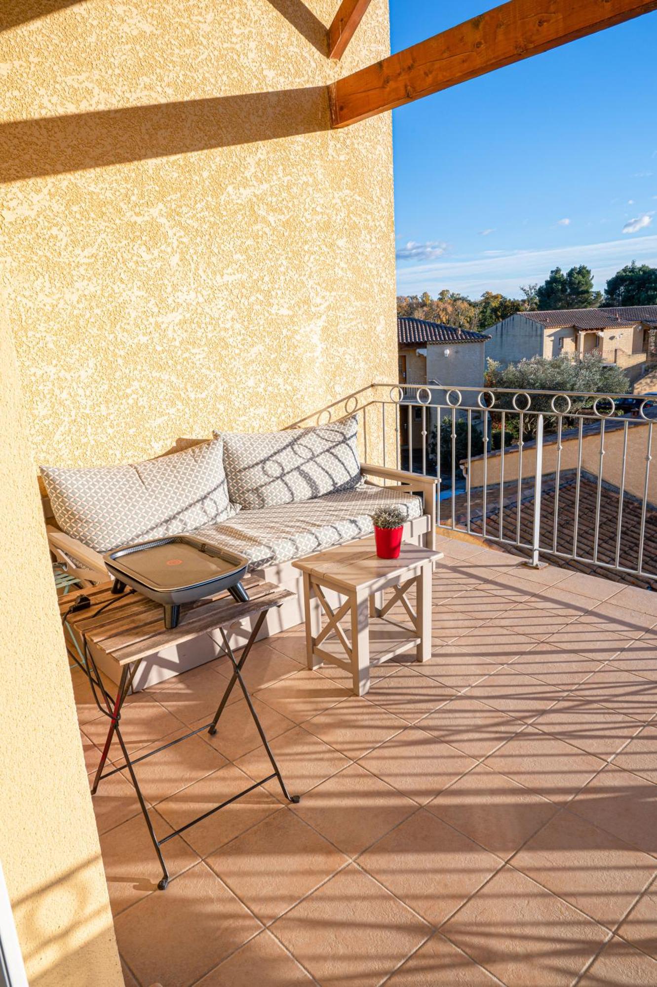 La Blanchere, Vue Golf Vedene Bagian luar foto